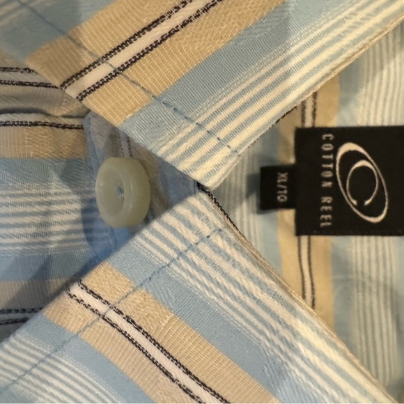 Men’s button down - Picture 2 of 2